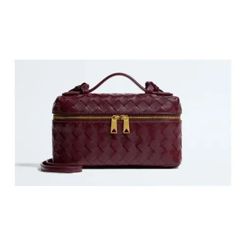 BOTTEGA VENETA バン バン バニティケース