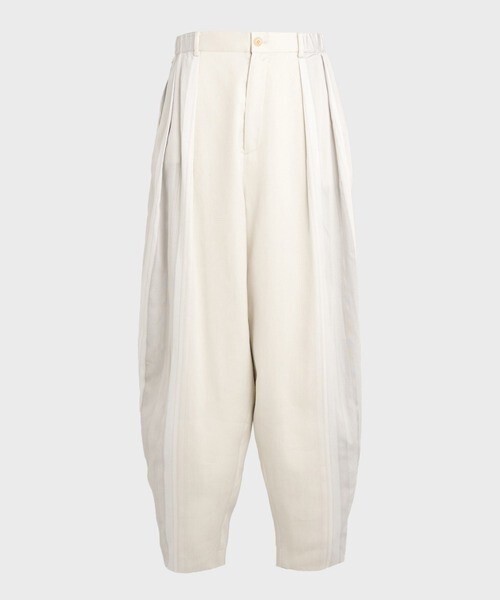 TAAKK TWO TUCK TROUSERS