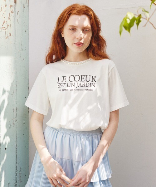 Auntie Rosa パール付きロゴTシャツ