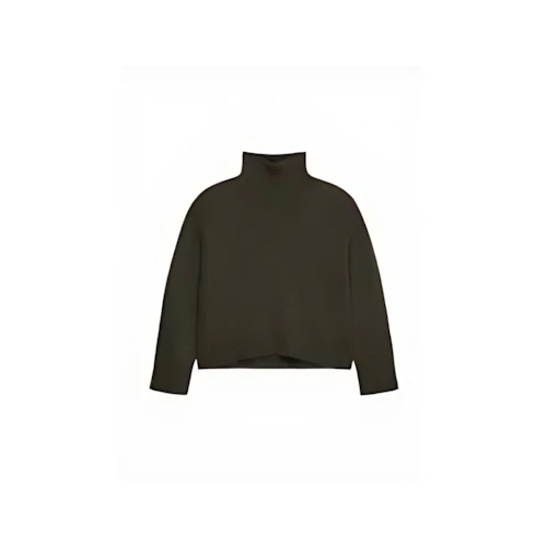 GIVENCHY オーバーサイズ タートルネックセーター