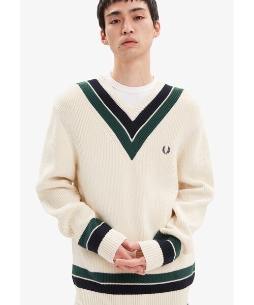 FRED PERRY Stripe Detail V-Neck Knit