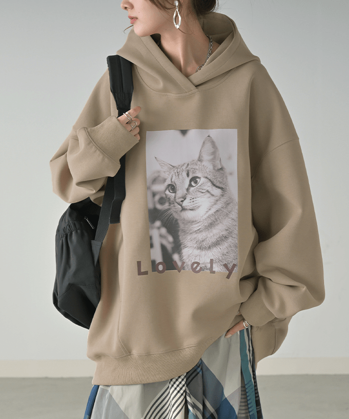 HUG.U 猫プリントパーカー