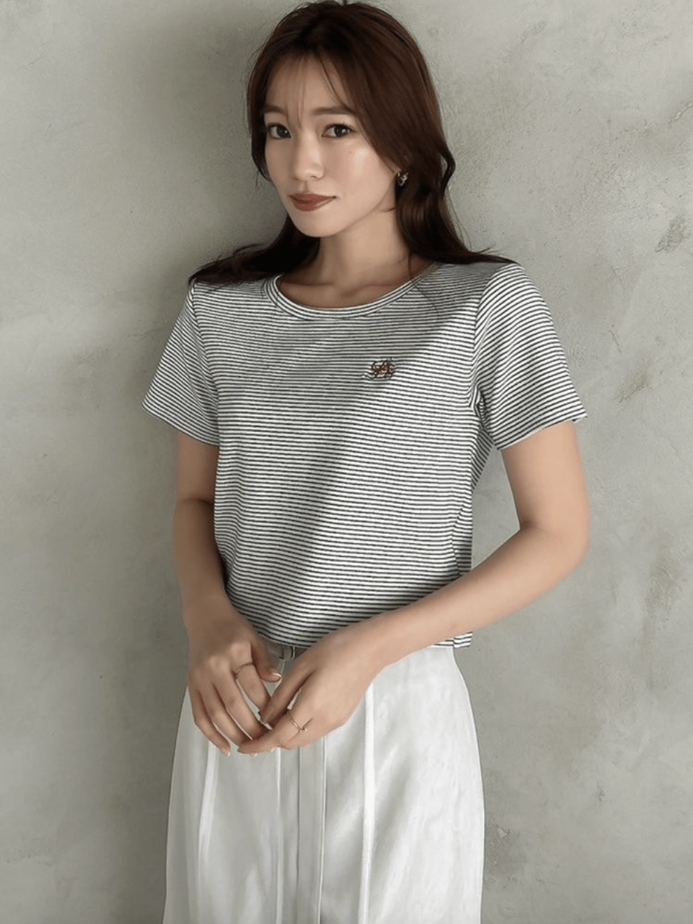 dazzlin バックオープンショートTシャツ