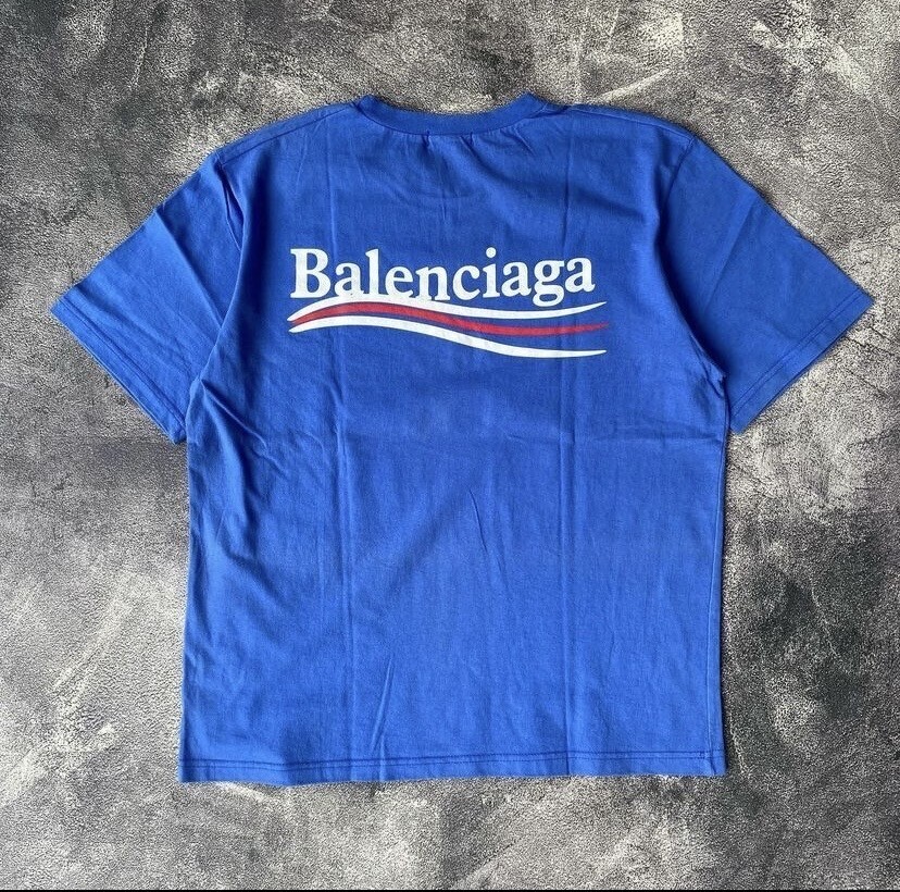 Balenciaga Tシャツ