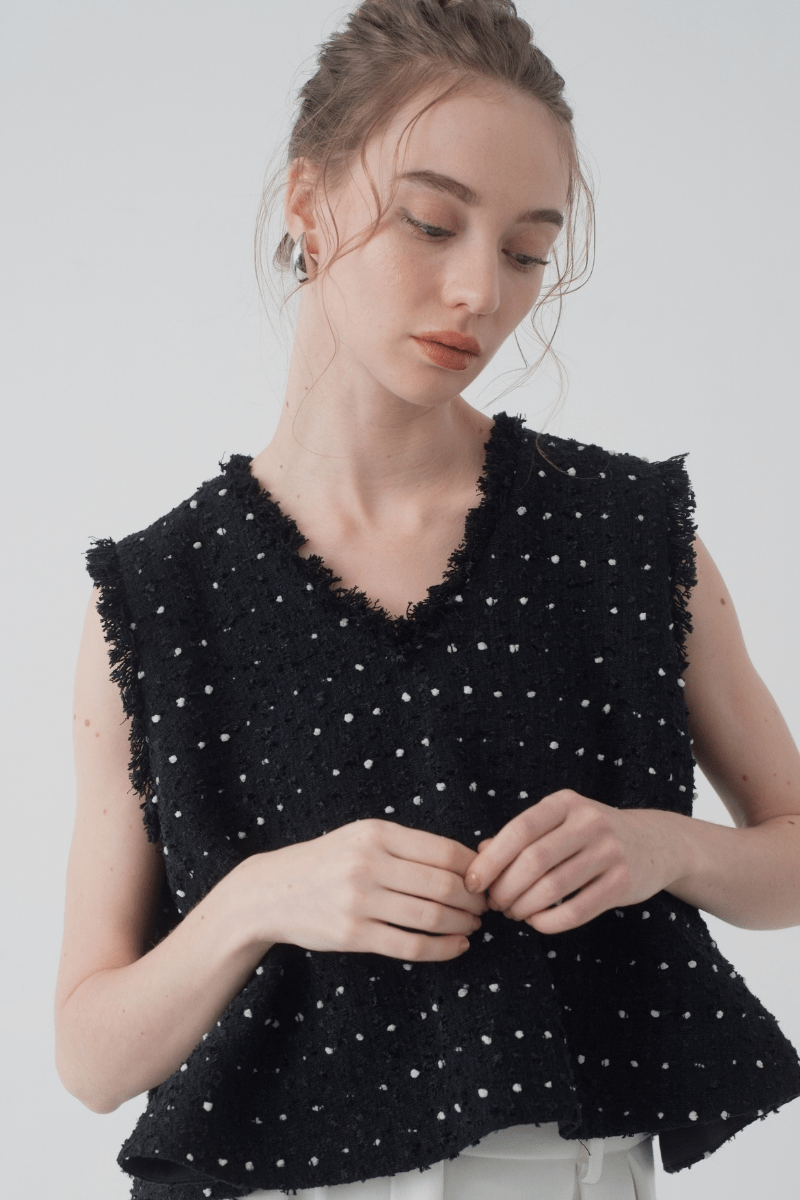 maison de Dolce. candy tweed vest/black