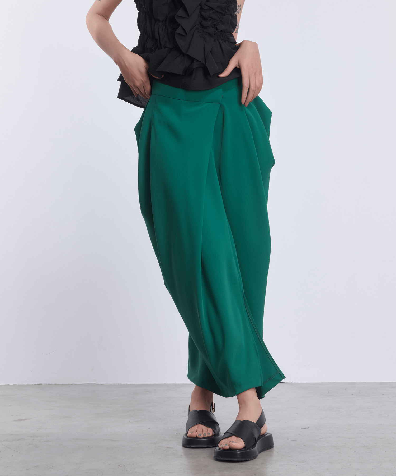LAEMUSE DRAPED SKIRT