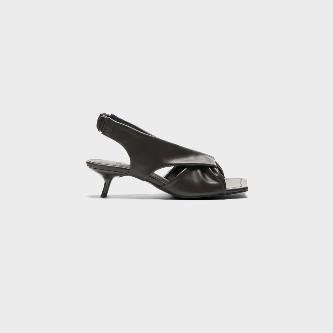 ALM. ERIKA LEATHER SANDALS （Brown）