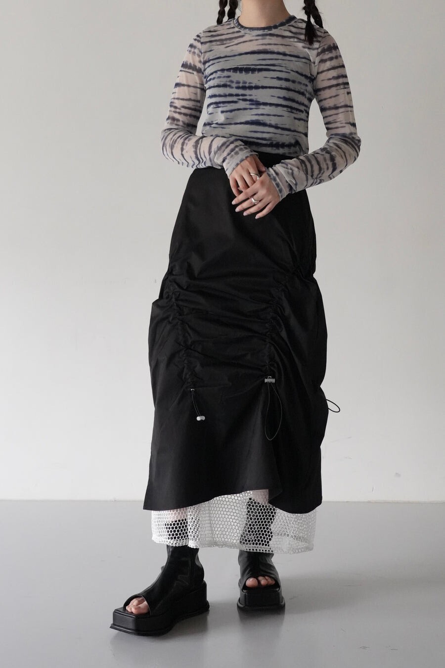 UENUI NYLON MESH LAYERED SKIRT