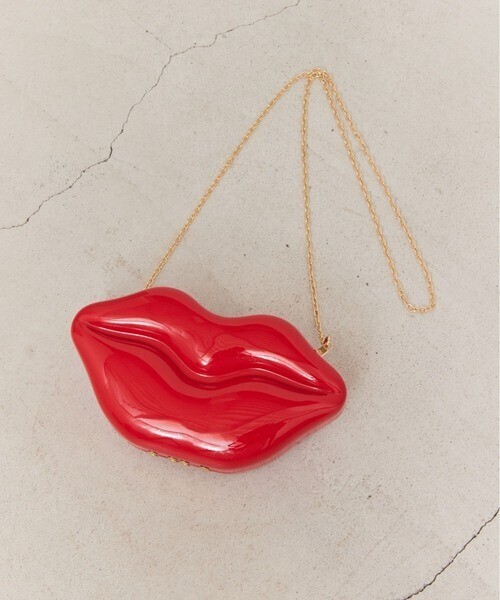 manana suerte LIPモチーフショルダーBAG