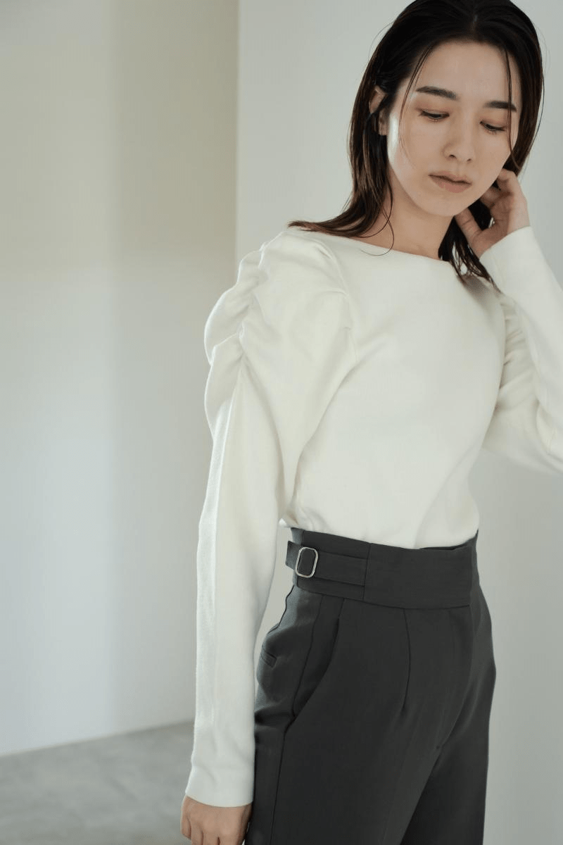 maison de Dolce. パワショルニット【white】