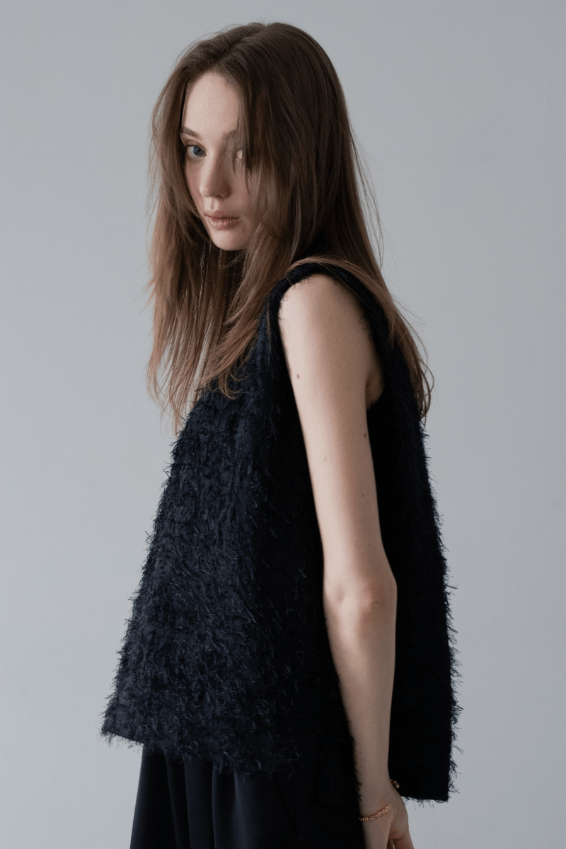 maison de Dolce. cheri tops/black