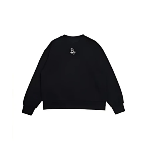 Boka nii ラインストーンロゴプルオーバー