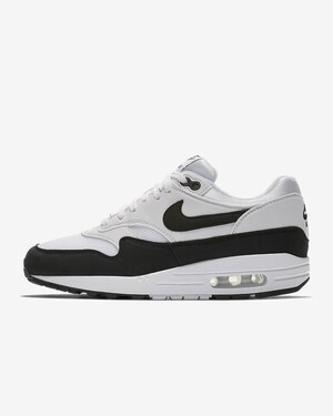 NIKE エア マックス 1 スニーカーコレクション