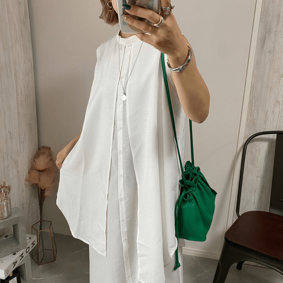 Chich&Sally レイヤード風バンドカラーノースリーブOP【White】