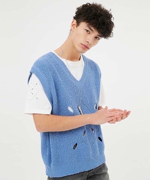 MOONSUN ESSENTIAL_UNISEX Eclipse Argyle Hole Knit Vest