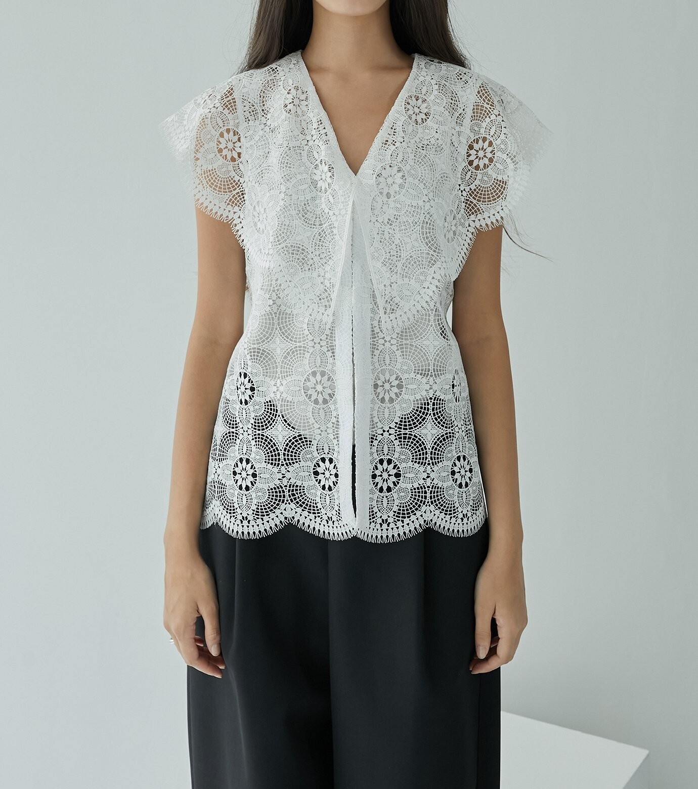 LE CIEL BLEU Crochet Lace Shirt