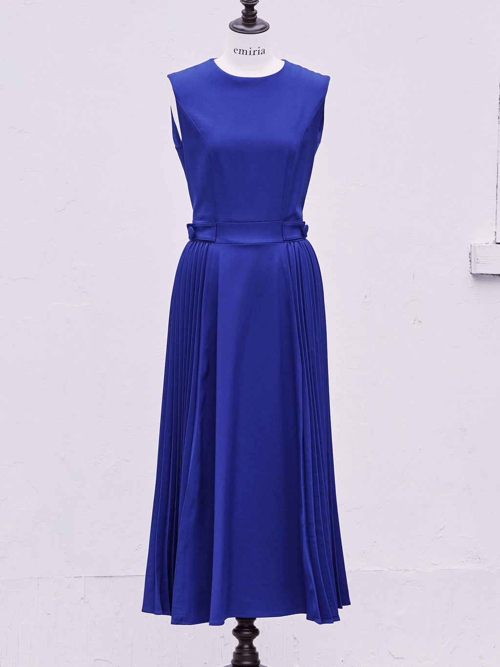 EmiriaWiz Pleated sleeveless one-piece