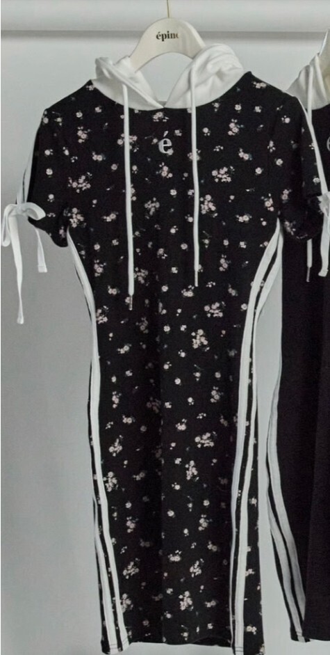 epine Sport line hood onepiece