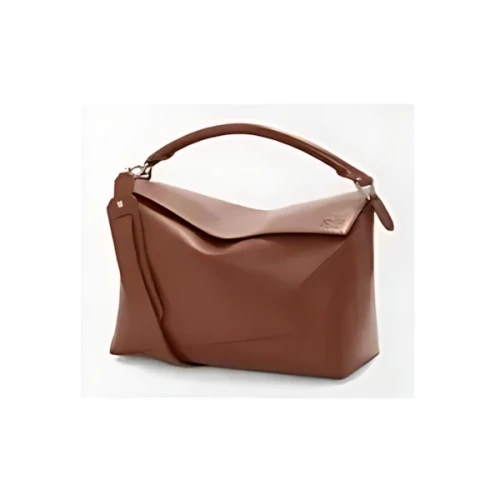 LOEWE パズルバッグ ラージ（シャイニーカーフ）
