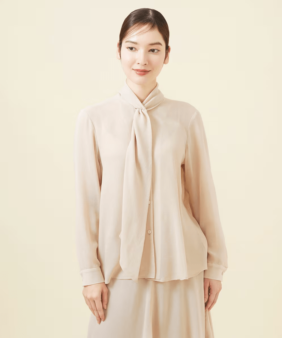 Sybilla シアーボウタイブラウス