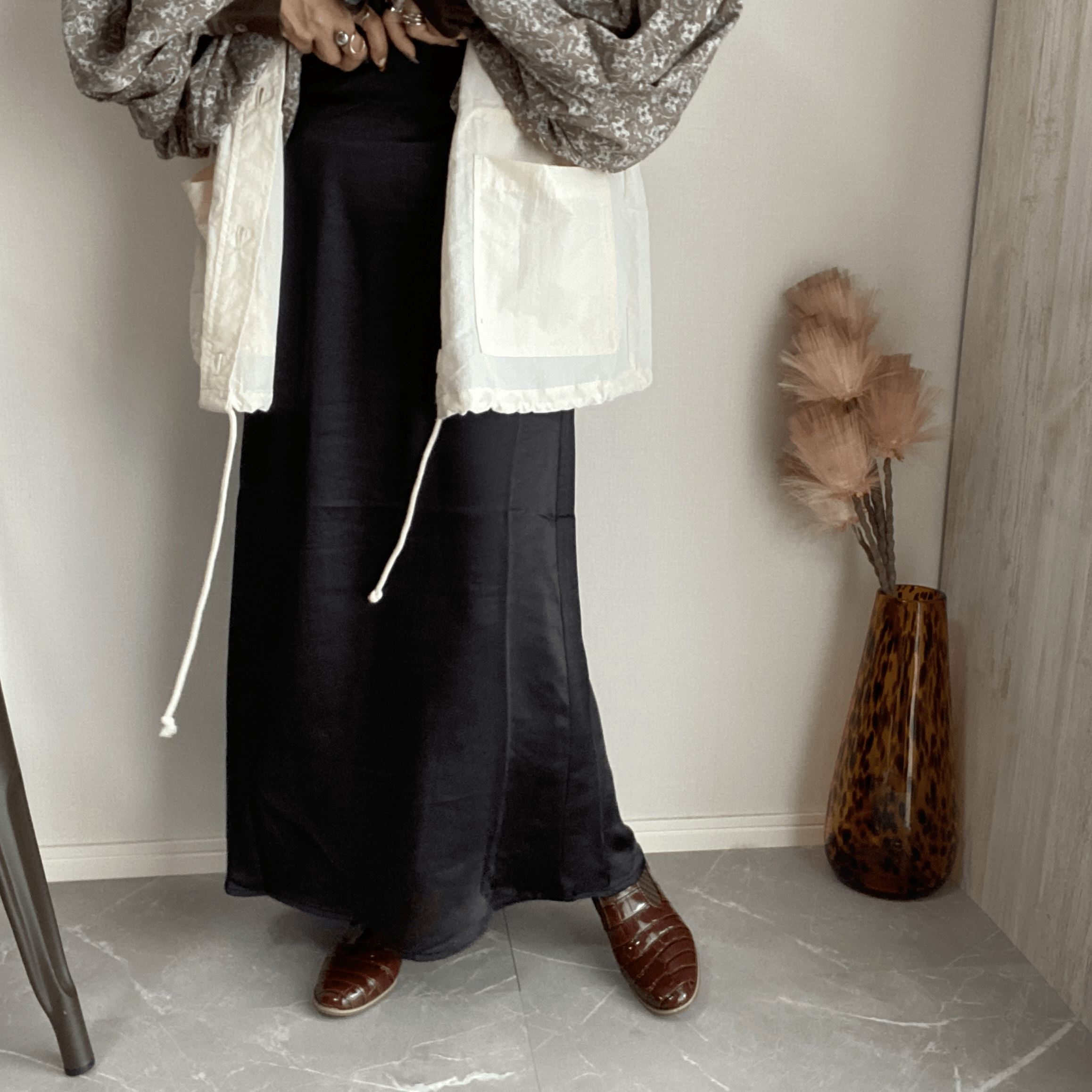 Chich&Sally vintage satin flare skirt【Black】