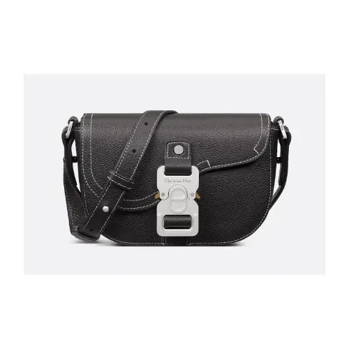 DIOR Saddle フラップ付き メッセンジャーバッグ