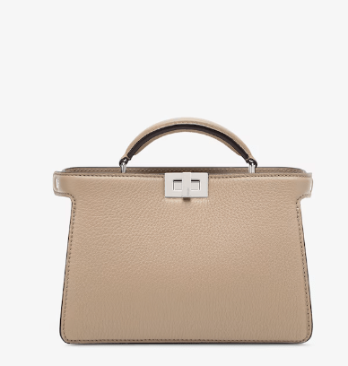 FENDI ベージュレザー バッグ