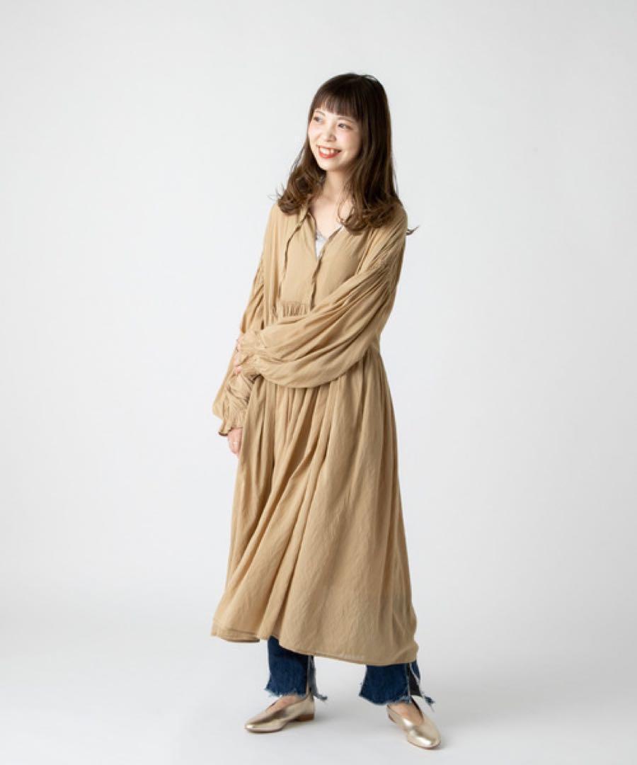 mystic ヨークギャザーボリュームワンピース