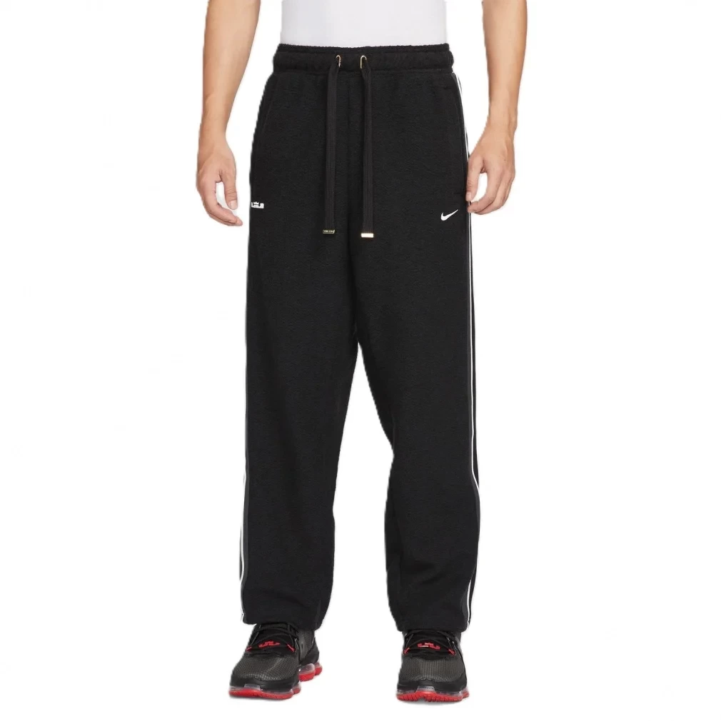 Nike レブロン スタンダード イシュー