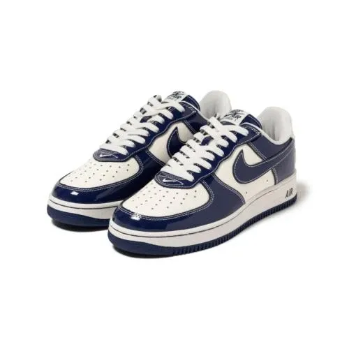 NIKE AIR FORCE 1 ’01 / LO2