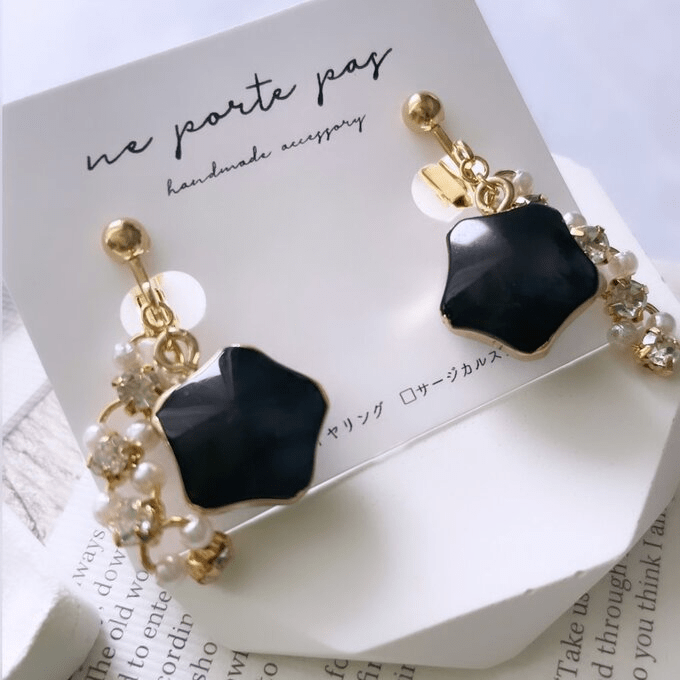 ne porte pas ブラックstarキャッツアイ ピアス・イヤリング