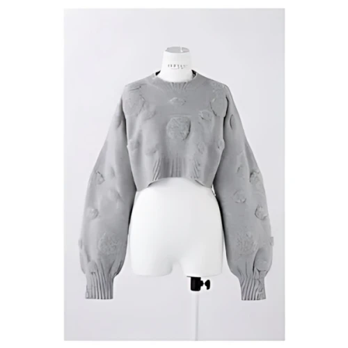 ENFOLD CROPPED TUFT PULLOVER