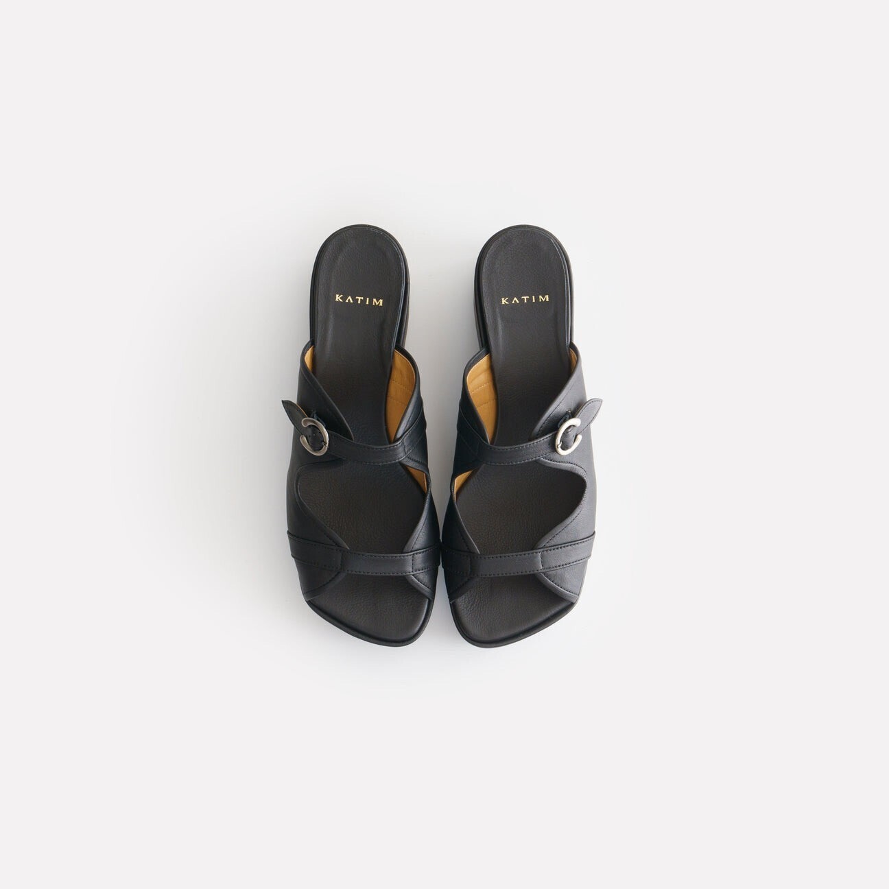 KATIM MONSELL_matte black