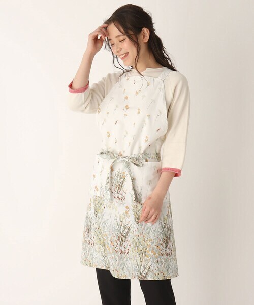 LAURA ASHLEY ハーヴェスト柄　エプロン