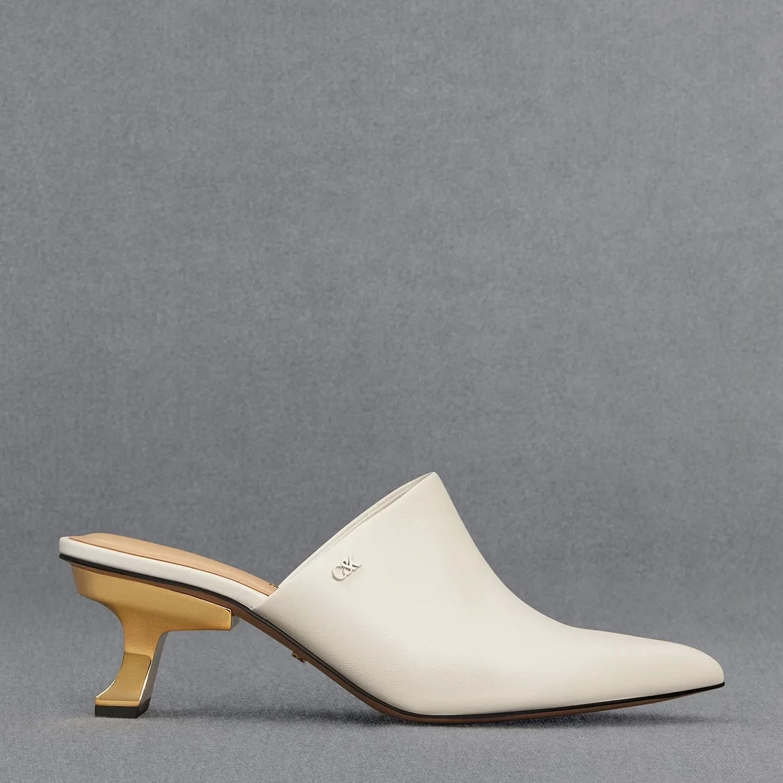 CHARLES & KEITH 【L'INITIAL】レザー スカルプチュアヒールミュール