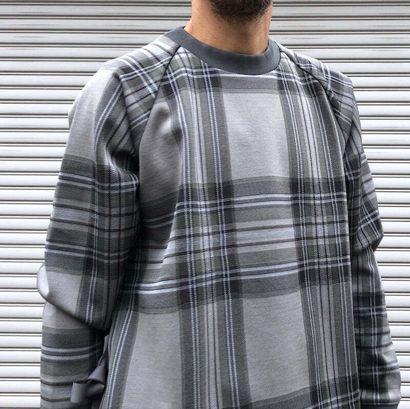 WHITE MOUNTAINEERING ORIGINAL JACQUARD CHECK SIDE SLIT SWEATSHIRT