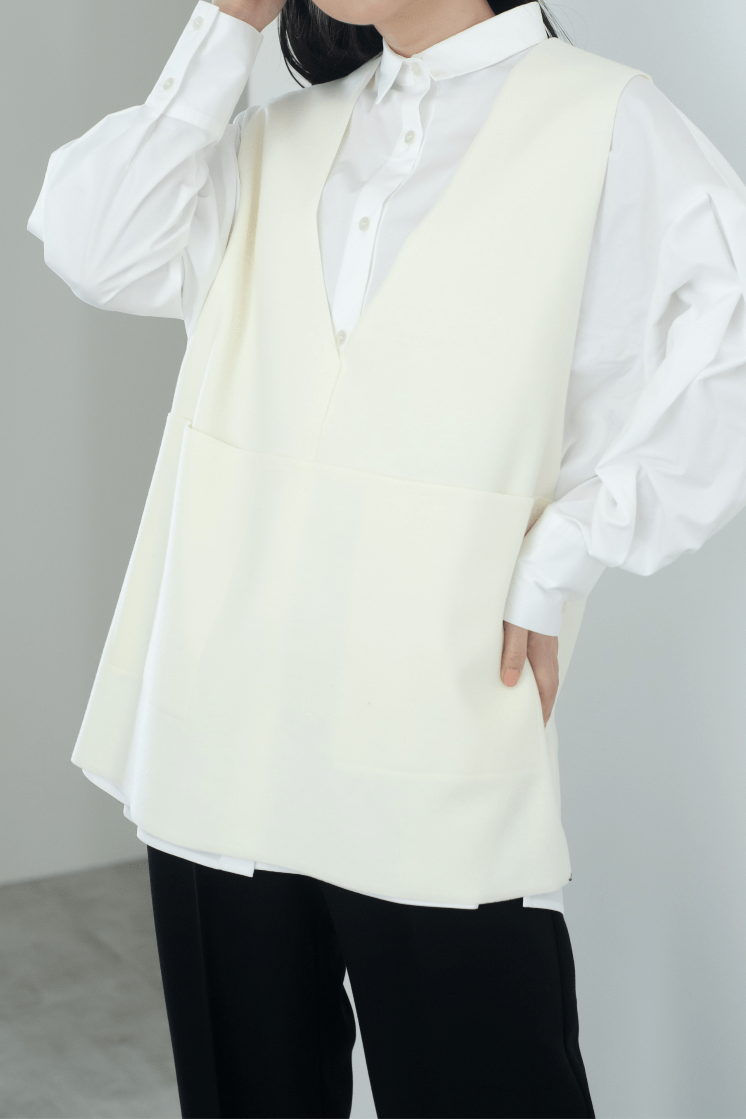 maison de Dolce. ウォッシュWニットベスト【white】