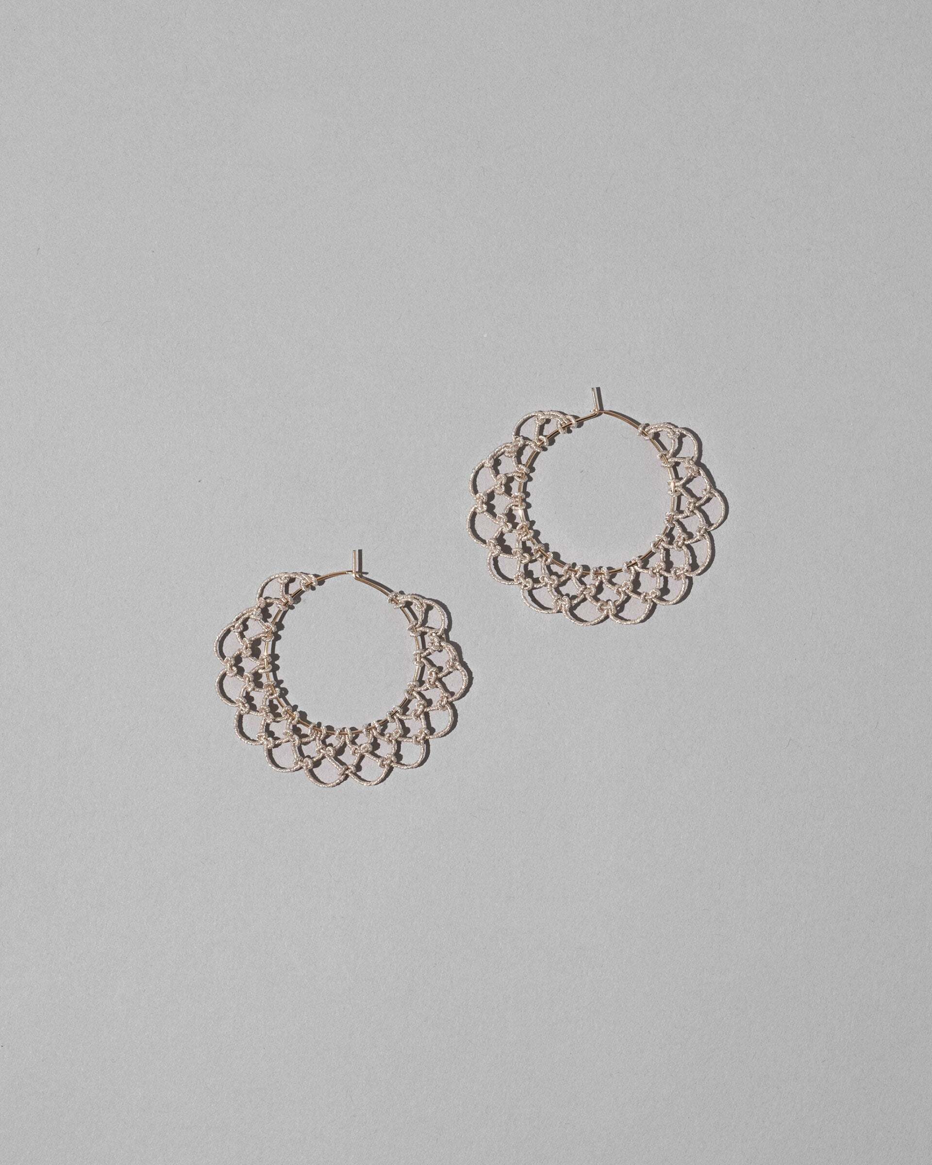 SIRI SIRI ARABESQUE EAARINGS HOOP SV MINI