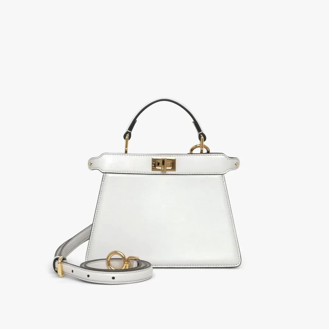 FENDI ピーカブー ISeeU プチ