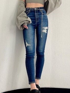 GYDA H/W LEFT SIDE BROKENスキニーデニムパンツ