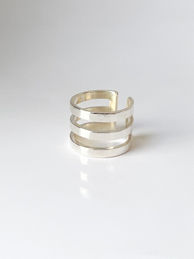 TOMOMI.S JEWELRY スリーコネクトリング