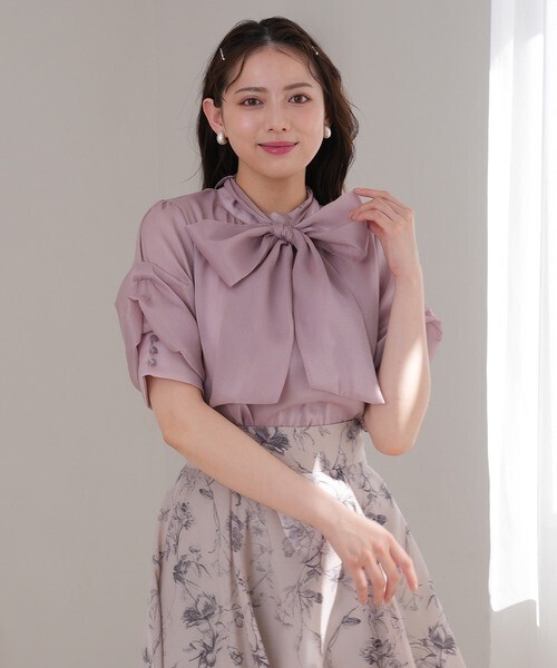 ASTORIA ODIER ラメシアーボリュームスリーブブラウス