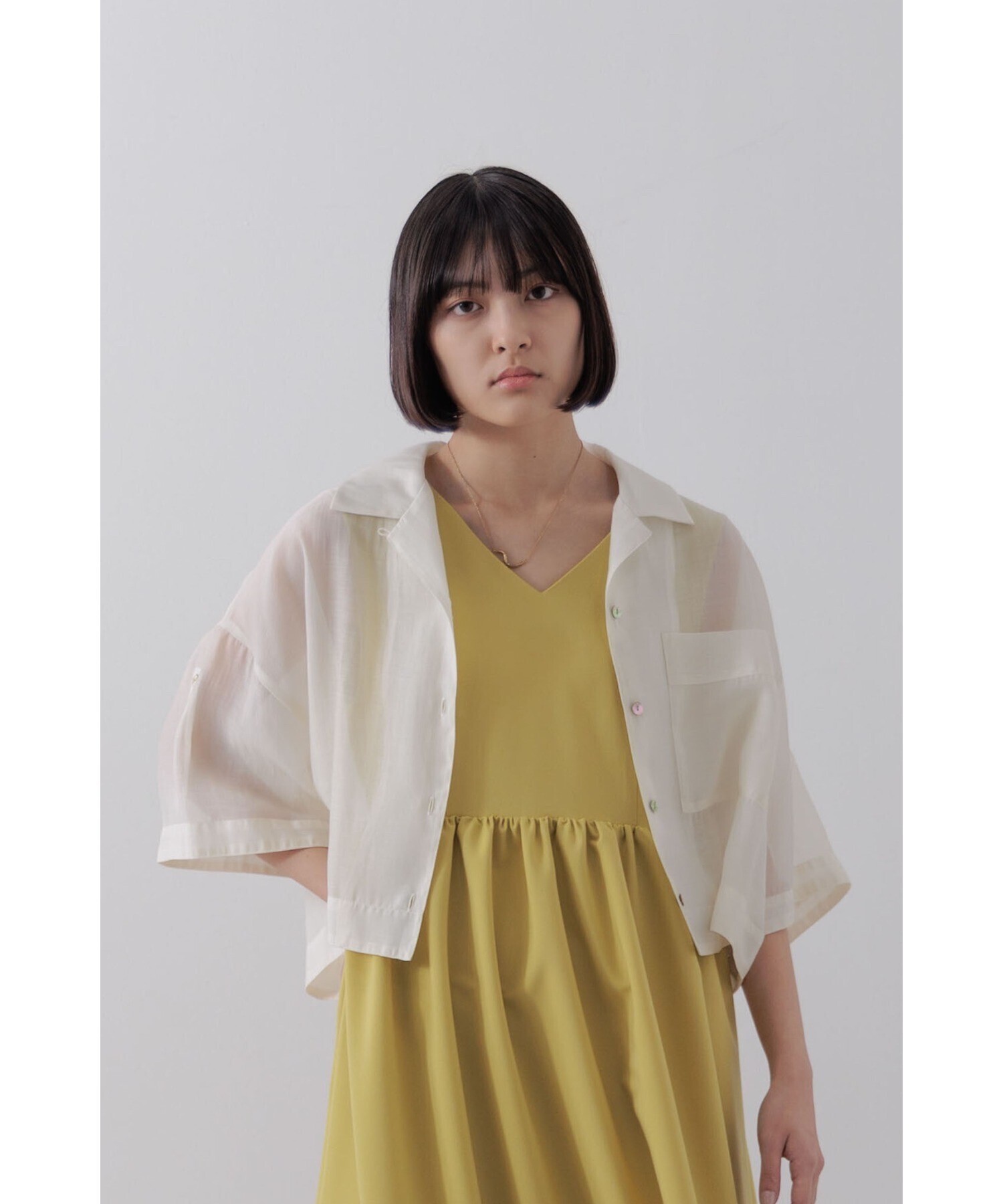 Limue シアクロップドシャツ
