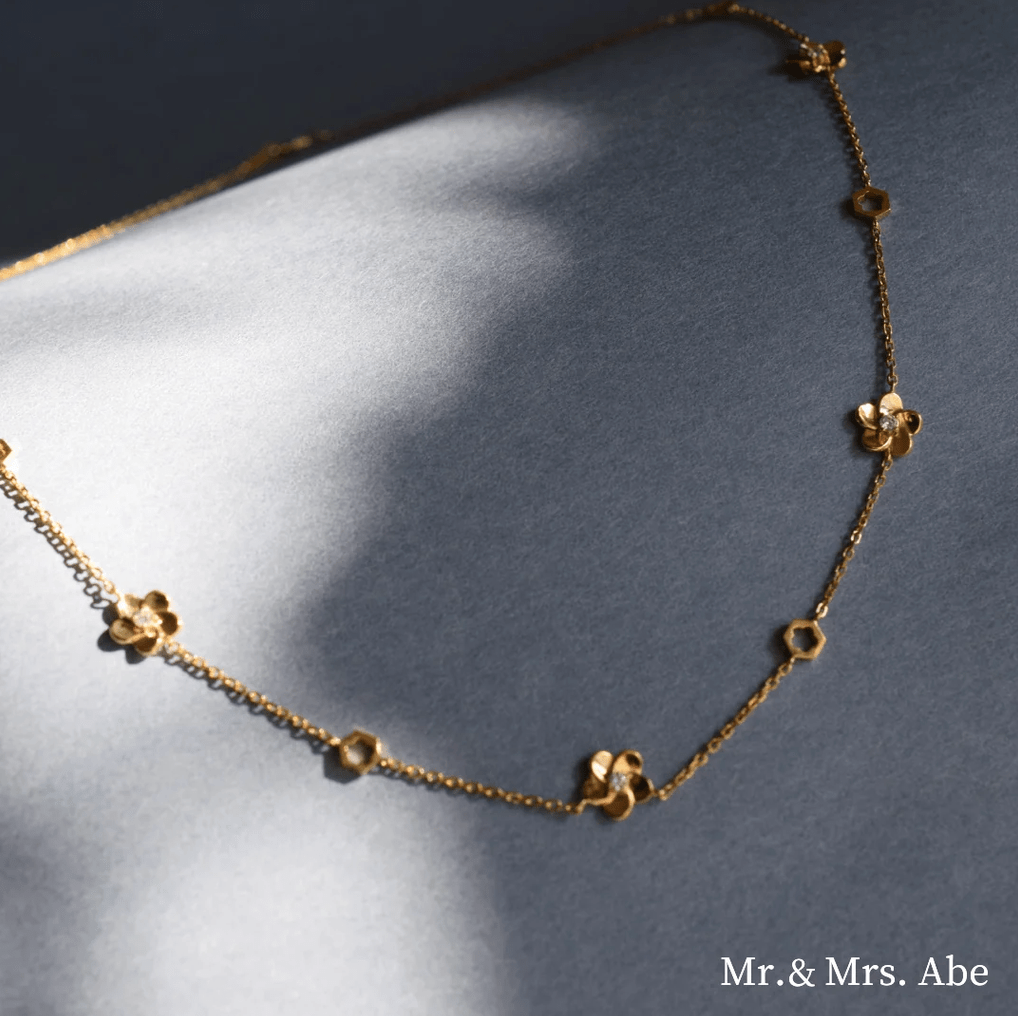 Mr. & Mrs. Abe Blossom 5P ステーションネックレス イエローゴールド