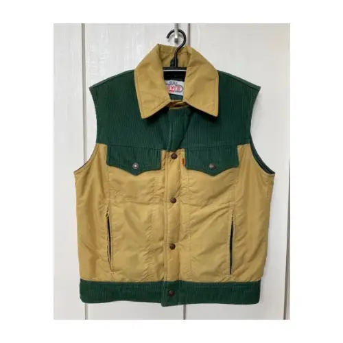Levi’s キーリーバイス ダウンベスト