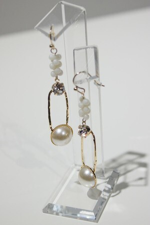 JewCas Blanche【ブランシュ】ピアス