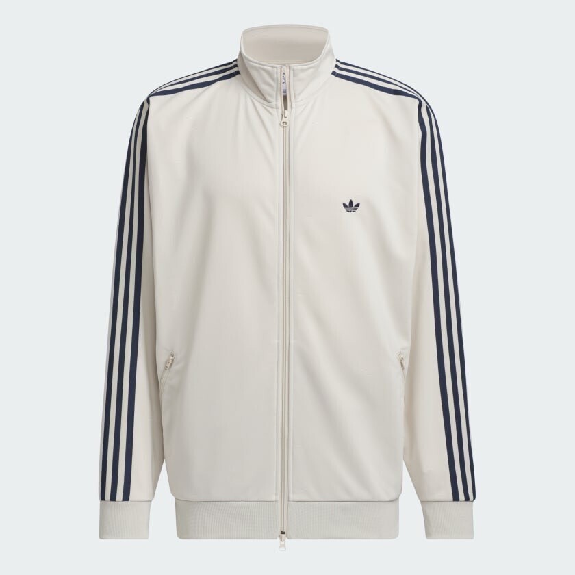 adidas トラックジャケット（ジェンダーニュートラル）