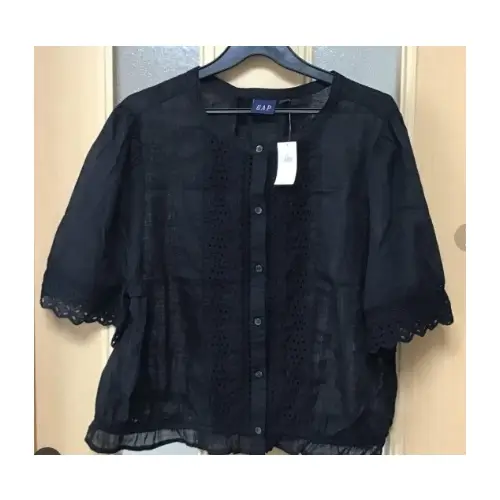GAP レーストリムシャツ