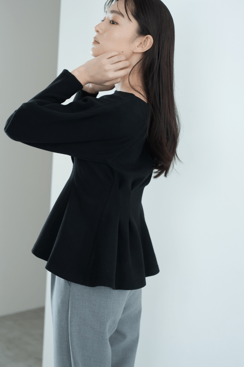 maison de Dolce. Wニットシェイプトップス【black】