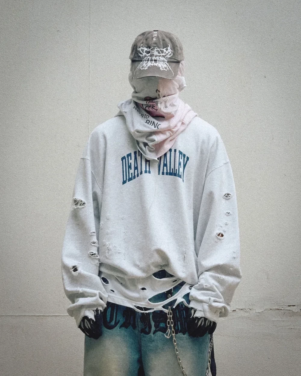 SCHISM INDUCING BORO SWEATSHIRT
